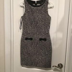 Fitted sheath dress